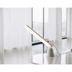 Acrobat bordslampa, sand