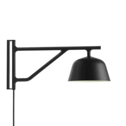 Ambit vägglampa, svart 16,7