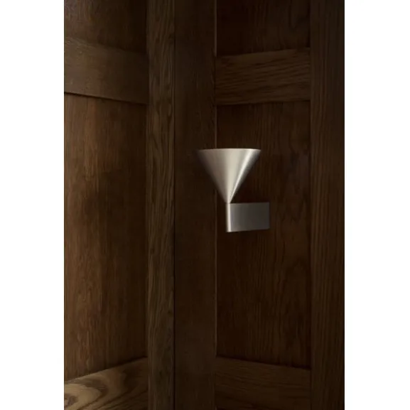 Apollo 14 vägglampa, Aluminium