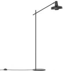 Arigato AR-FP golvlampa, svart