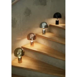 Bell portabel bordslampa svart LED
