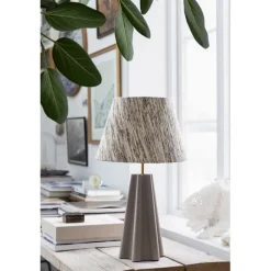 Bordslampfot Millie H36 metall mullvad