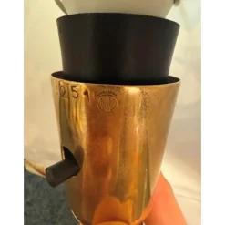 Brass Lampfot – Skulpterad Bas