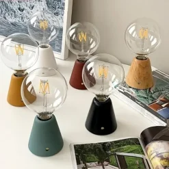Bärbar och uppladdningsbar LED-lampa Neutral