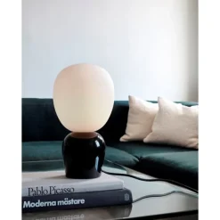Buddy bordslampa Glossy svart/opal glass