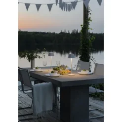 Capri bordslampa vit fyrkantig