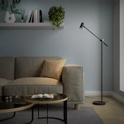 Cato golvlampa svart/mässing dimable
