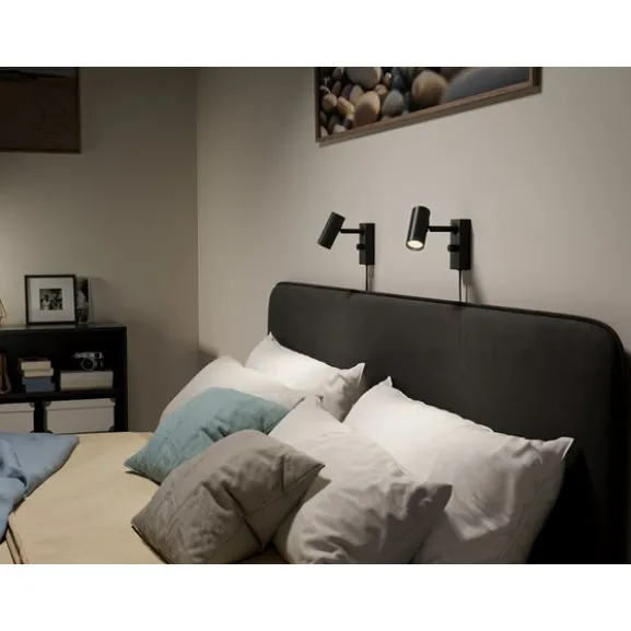 Cato vägglampa flat svart single