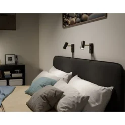 Cato vägglampa flat svart/mässing single