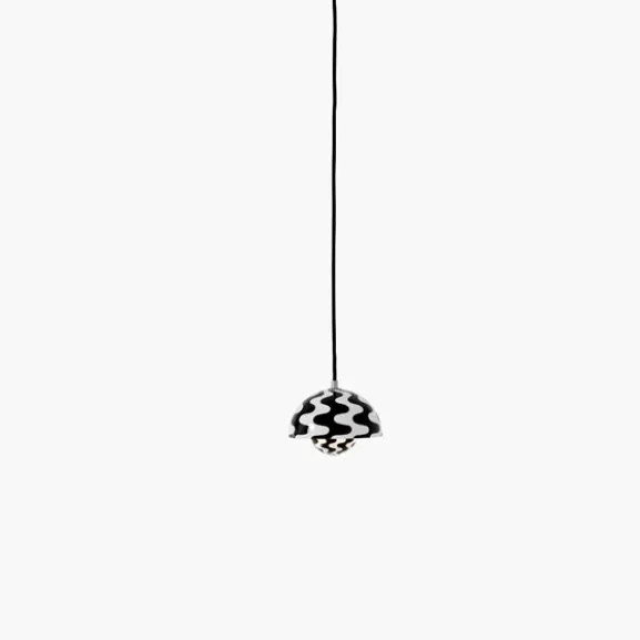 Flowerpot Pendant VP10, Black/White Pattern 16cm