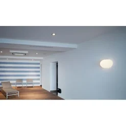 Glo-ball vägglampa, opalglas Ø33