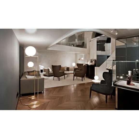 IC Lights F2 golvlampa, mattsvart 185cm