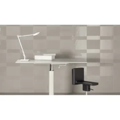 Kelvin LED bordslampa, svart