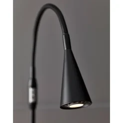 Ledro LED golvlampa, mattvit 124cm