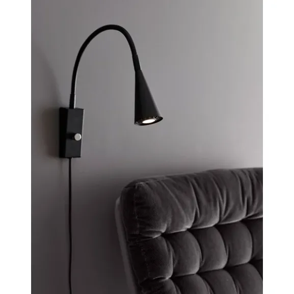 Ledro LED vägglampa, mattvit