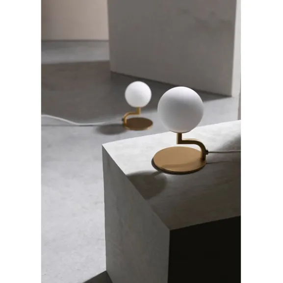 Mobil 18 bordslampa Brass, opal