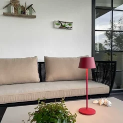 Modi Röd Bordslampa