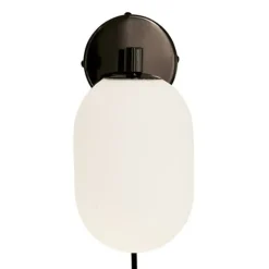 Noor vägglampa