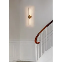 Omni vägglampa, mässing