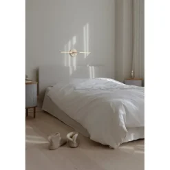 Omni vägglampa, mässing