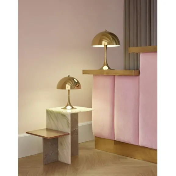 Panthella MINI bordslampa LED, Mässing