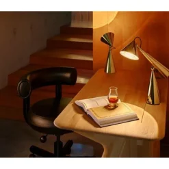 Pose Portabel bordslampa Gold