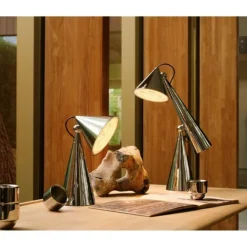 Pose Task Bordslampa Silver