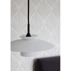 Scandic Taklampa Ø25cm Opal