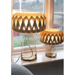 Signature 35 bordslampa amber/björk