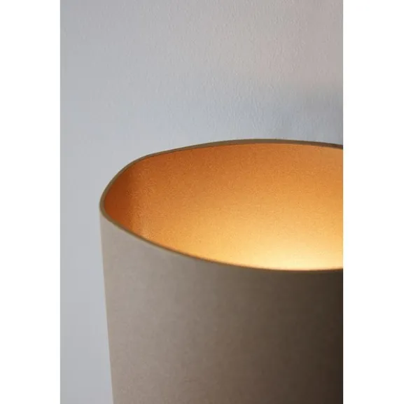 Sinne G9 vägglampa, sandstruktur/mässing
