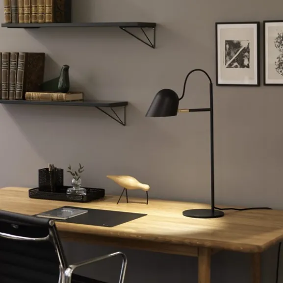 Streck bordslampa, varmgrå/mässing