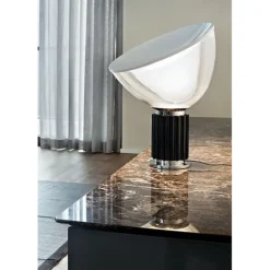 Taccia LED small bordslampa, svart