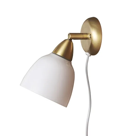 Urban Short Wall Lamp , Brused Brass / Opal