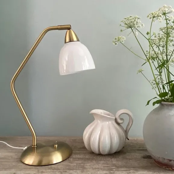 Urban Table Lamp , Brused Brass / Opal