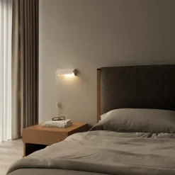 Vägglampa Vippa vit
